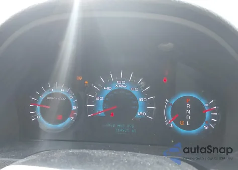 2010 Ford Fusion Se z USA, uszkodzony, nr VIN 3FAHP0HAXAR426426